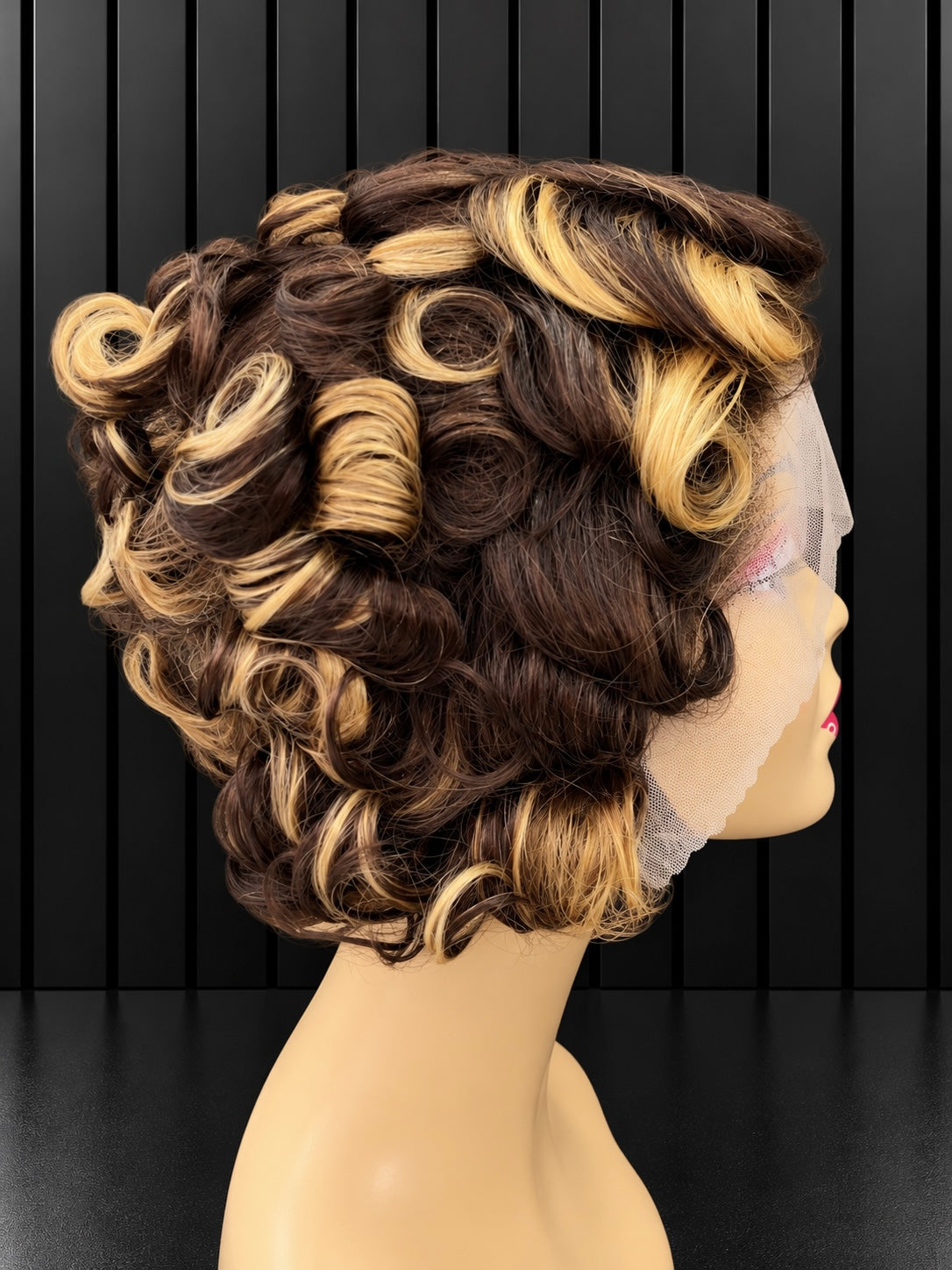 Vintage Highlited Chi-Pixie Wig