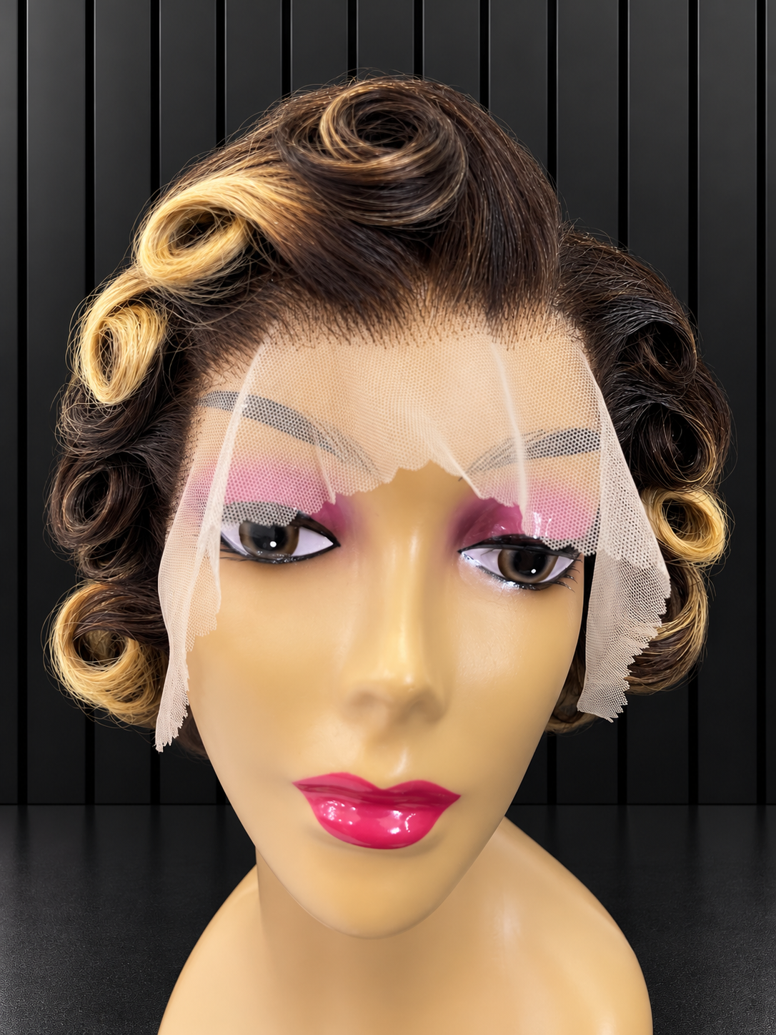 Vintage Highlited Chi-Pixie Wig